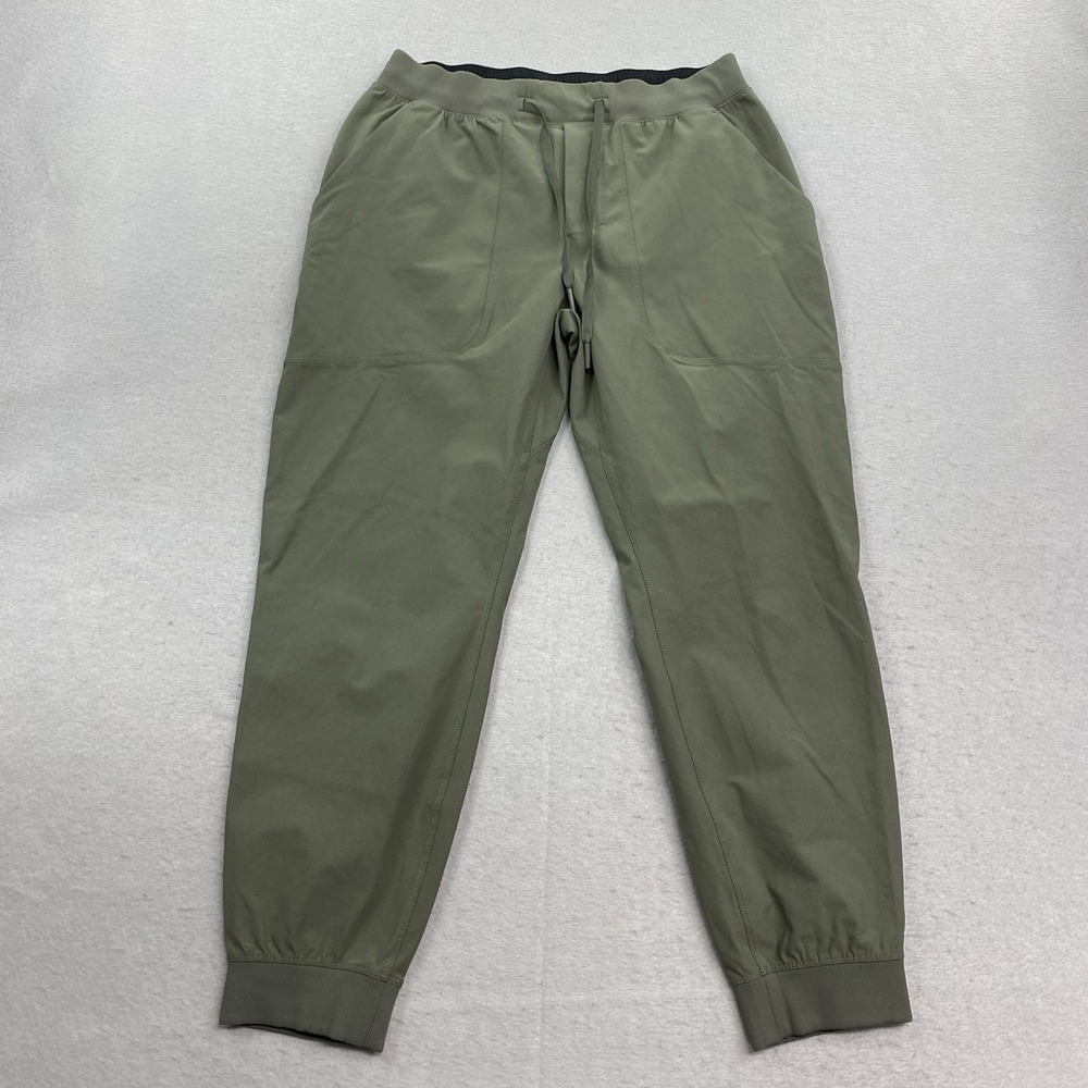 Lululemon Pants Mens M Green ABC Jogger Shorter Warpstreme Athletic Training